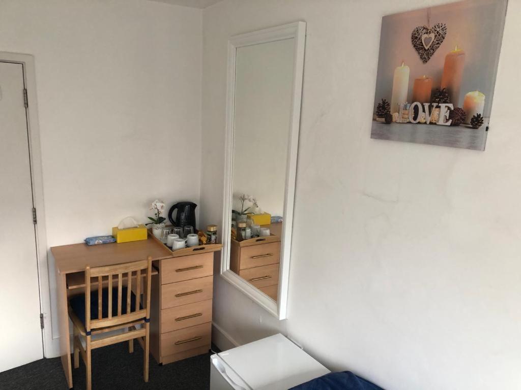 Cosmopolitan Comfort Private Bedrooms In Euston 106 ロンドン エクステリア 写真