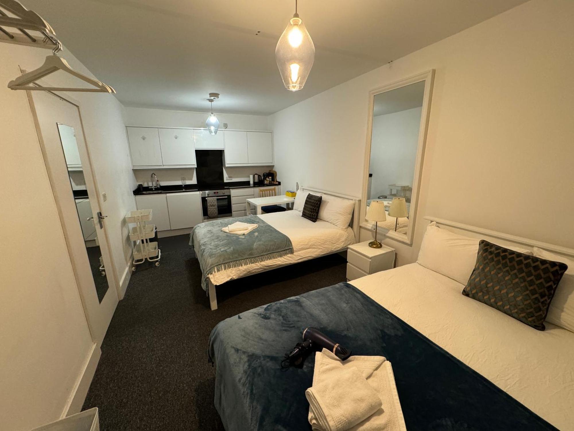 Cosmopolitan Comfort Private Bedrooms In Euston 106 ロンドン エクステリア 写真