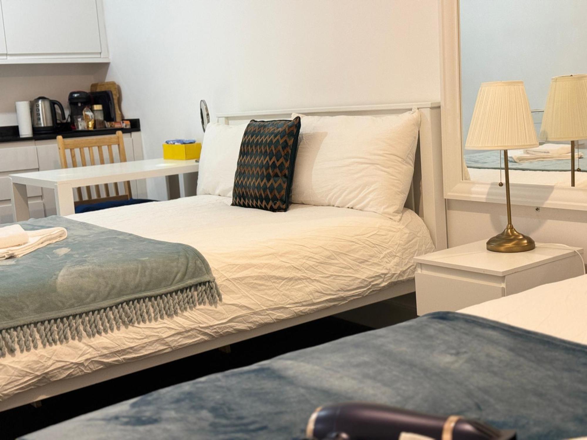 Cosmopolitan Comfort Private Bedrooms In Euston 106 ロンドン エクステリア 写真