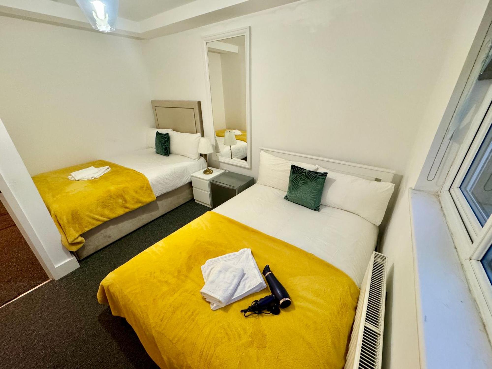 Cosmopolitan Comfort Private Bedrooms In Euston 106 ロンドン エクステリア 写真